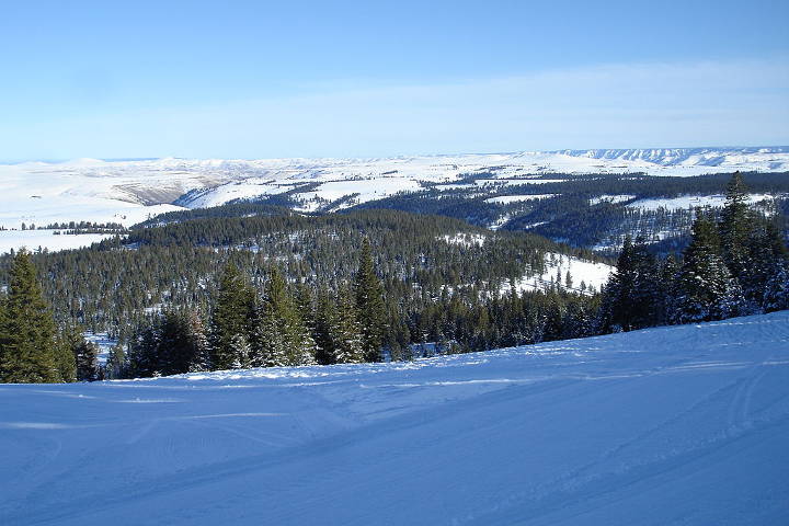 Sehenswürdigkeiten in der USA - View from the top of Ferguson Ridge Ski Area; overlooking the Hells Canyon and Imnaha River country.
