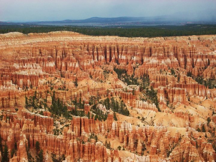 Sehenswürdigkeiten in der USA - Bryce Canyon mit den Hoodoos im Bundesstaat Utah.